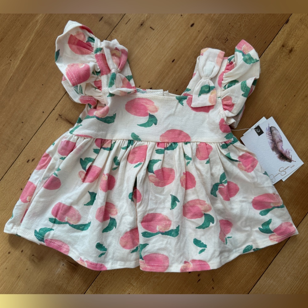 Jessica Simpson adorable floral dress